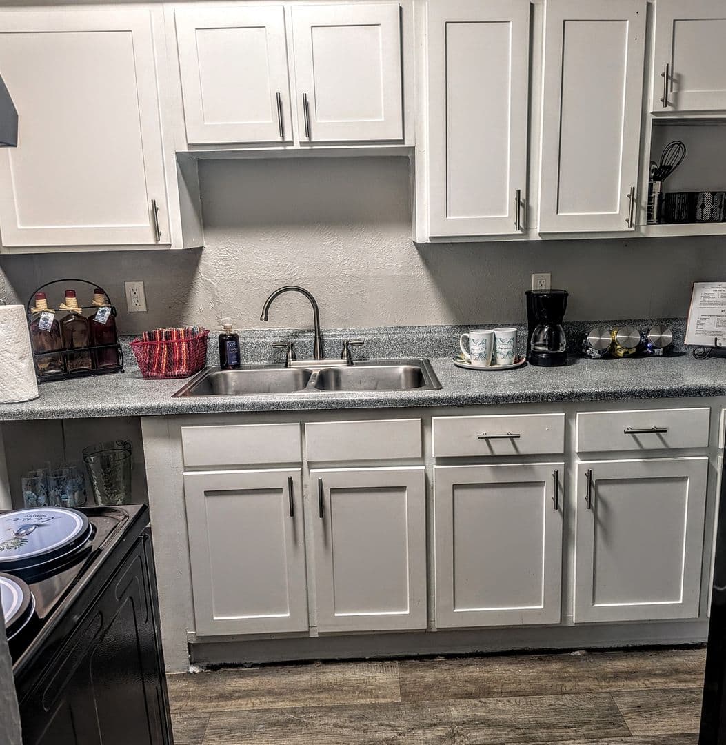 Waco Apartment: 1800 Primrose Dr