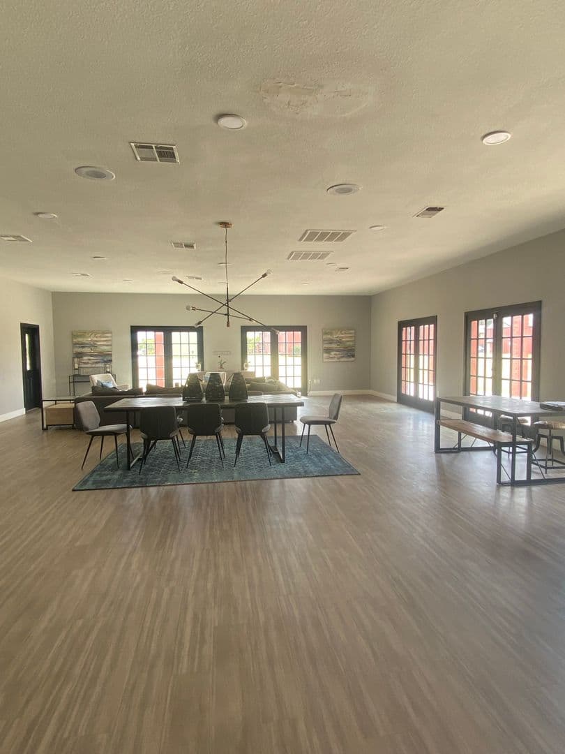 Waco Apartment: 1800 Primrose Dr