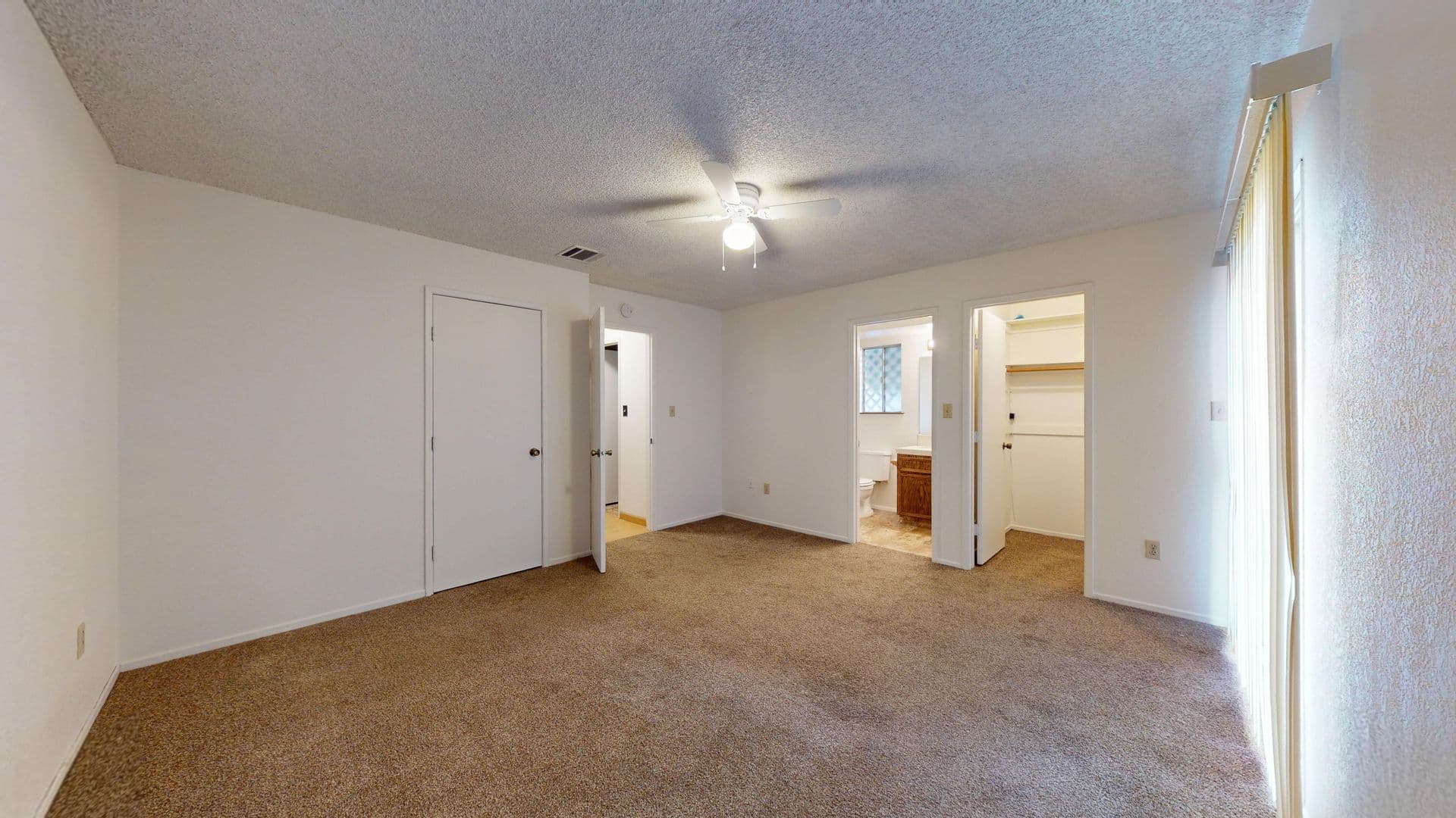 Modesto House: 912 Pennington Place