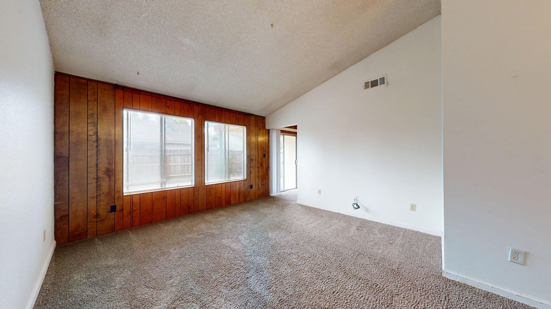 Modesto House: 912 Pennington Place