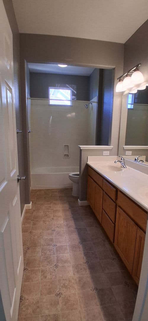 Oakdale House: 562 Ranger Street