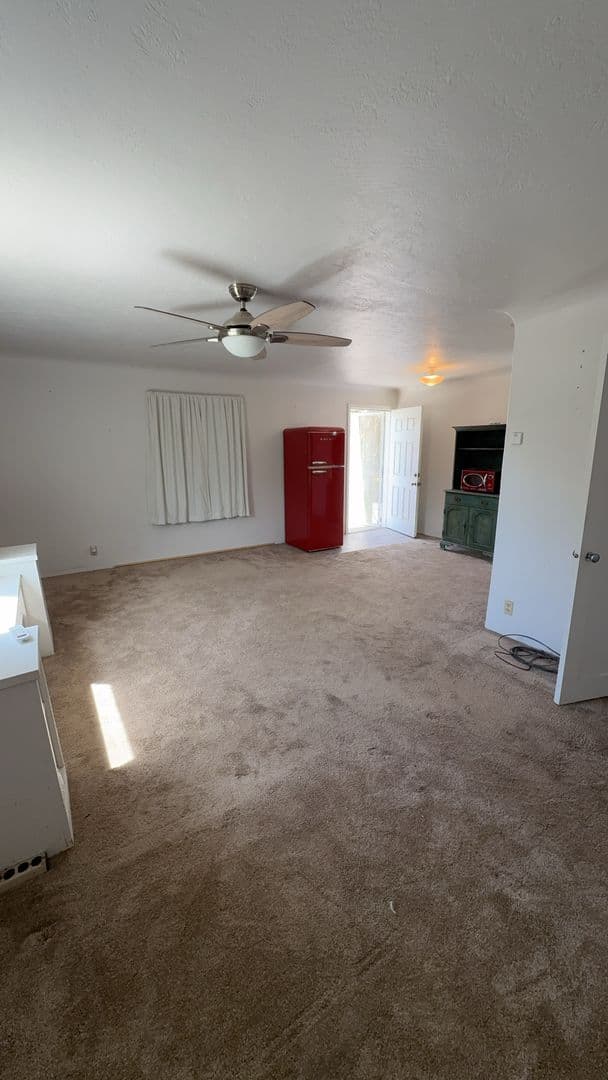 Modesto House: 2619 Maze Blvd