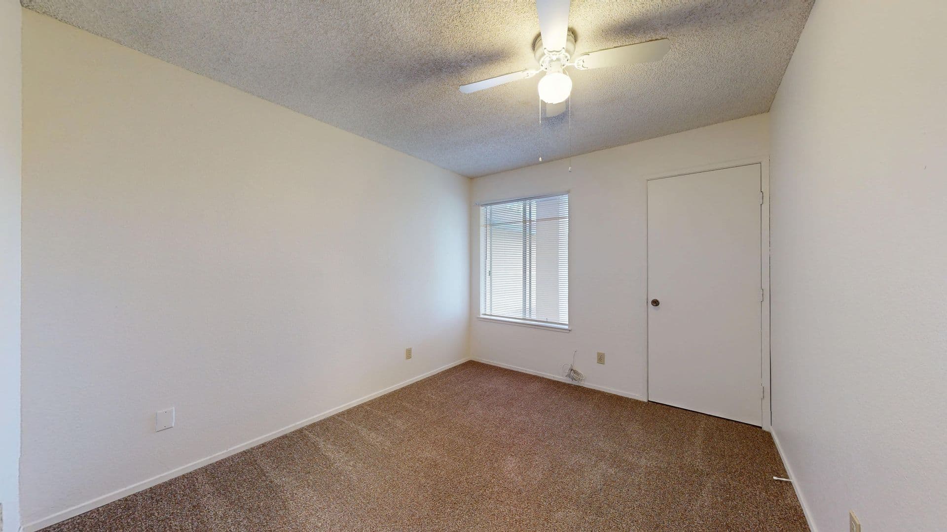 Modesto House: 912 Pennington Place