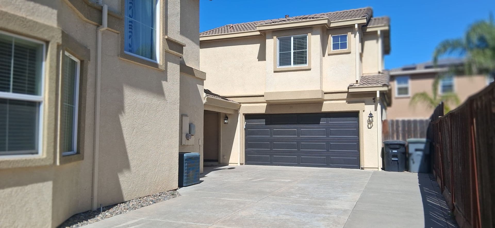 Oakdale House: 562 Ranger Street
