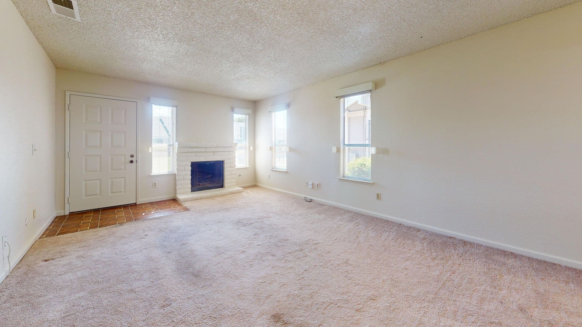Fresno House: 1027 W. Dakota Ave