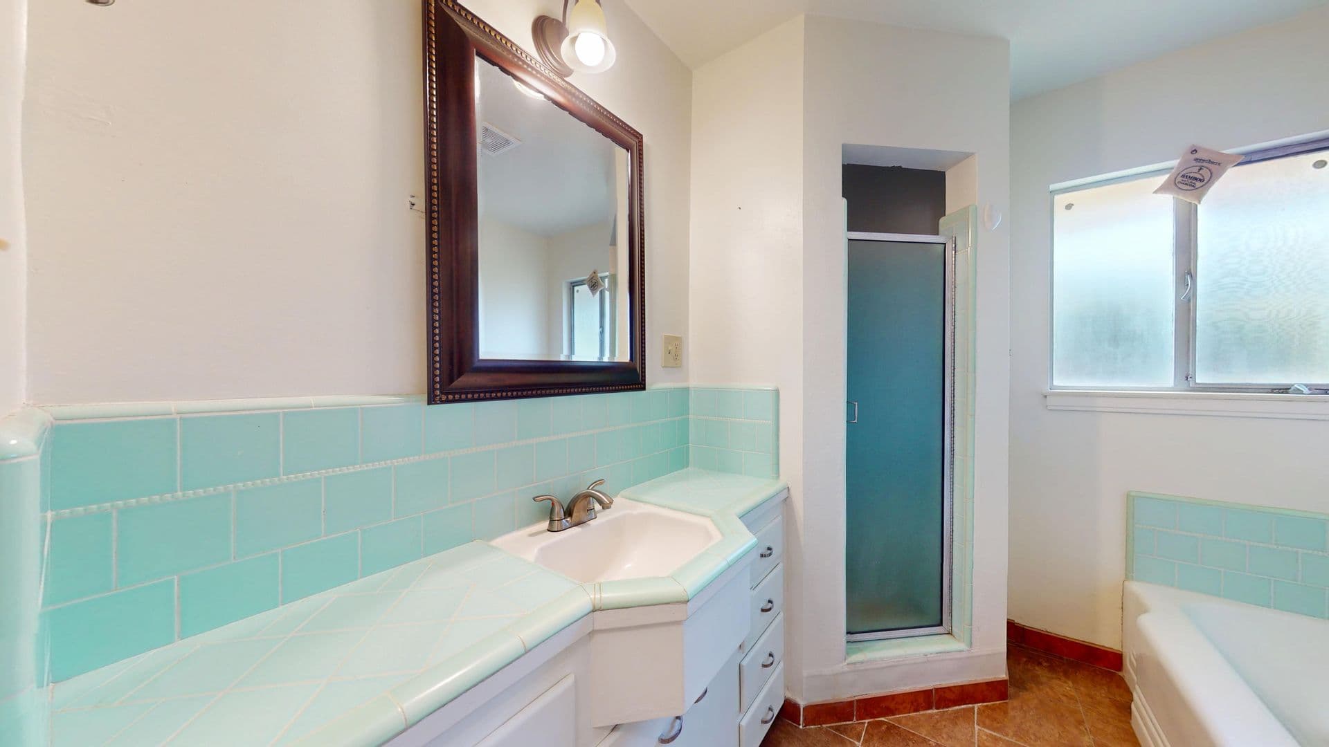 Fresno House: 1495 Adoline Ave