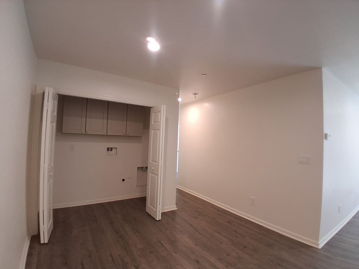 Modesto Apartment: 3016 Lake Park Court