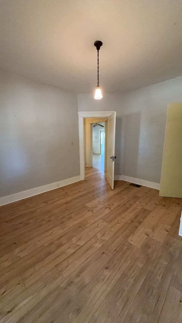 Modesto House: 2619 Maze Blvd