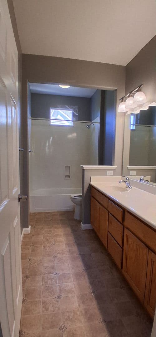 Oakdale House: 562 Ranger Street