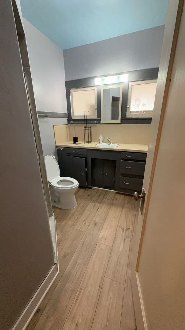 Modesto House: 2619 Maze Blvd