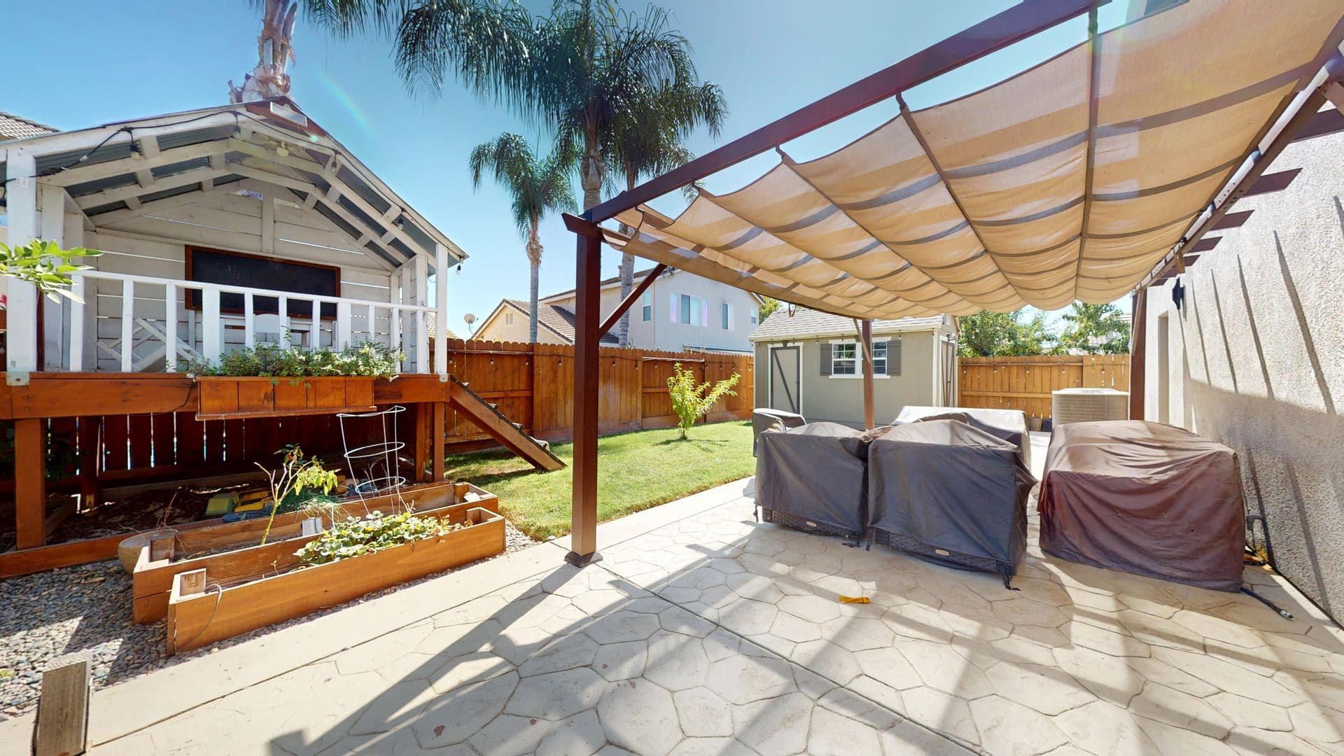 Riverbank House: 5446 Antique Rose Way