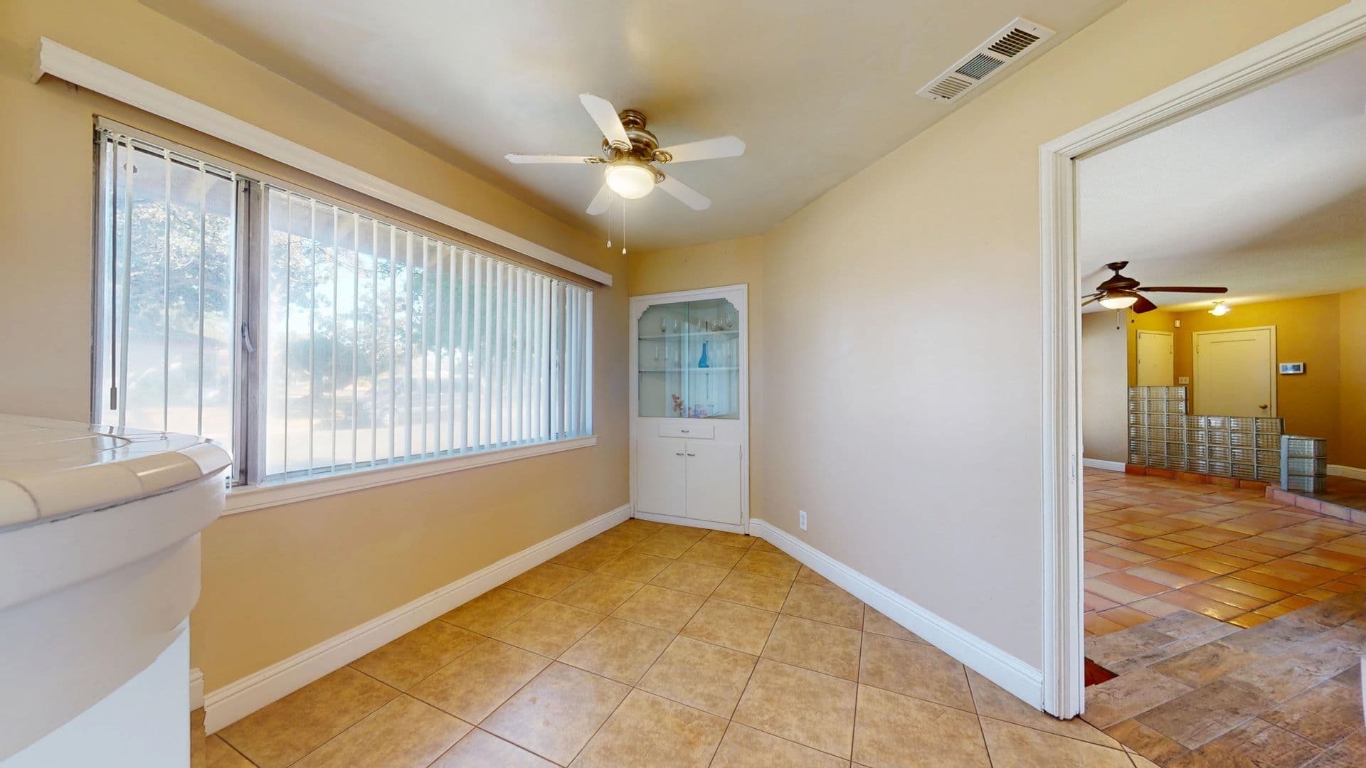 Fresno House: 1495 Adoline Ave