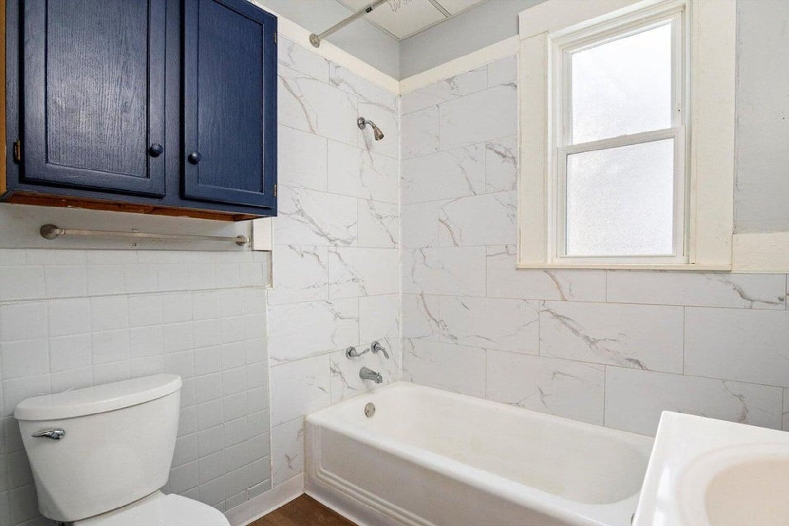 Ypsilanti Apartment: 701 Washtenaw Rd