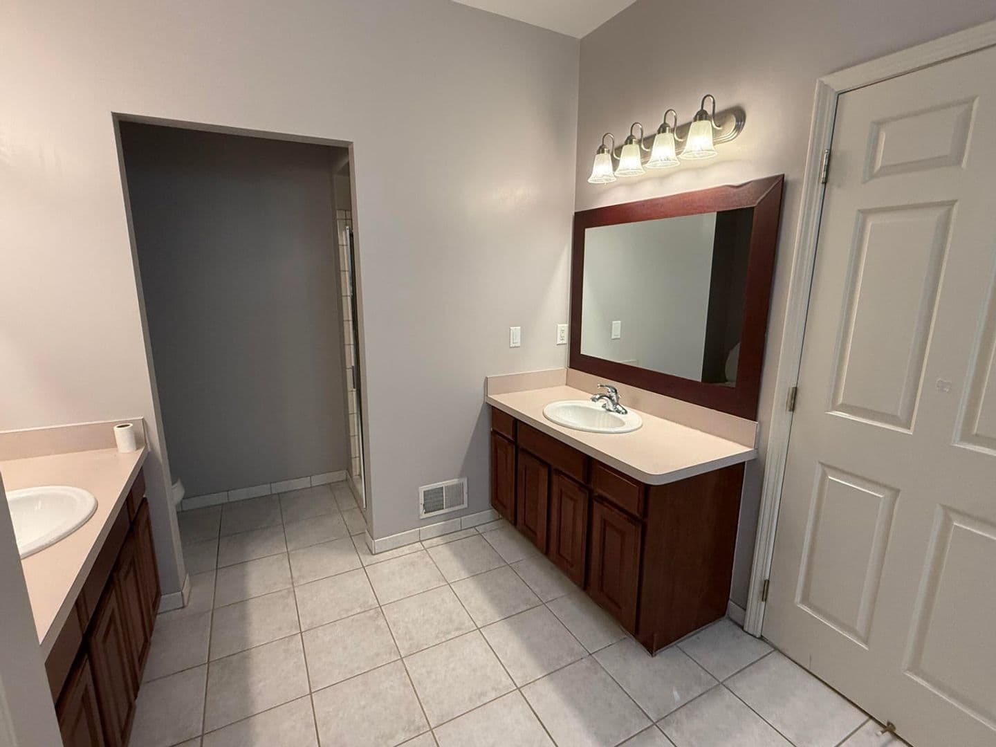 Northville House: 18145 Shoreline Ct