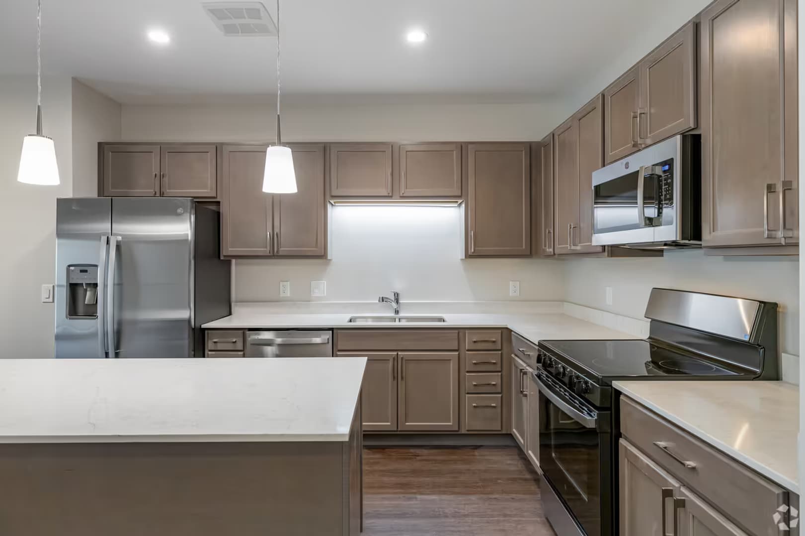 Ann Arbor Apartment: 2705 Burton Rd