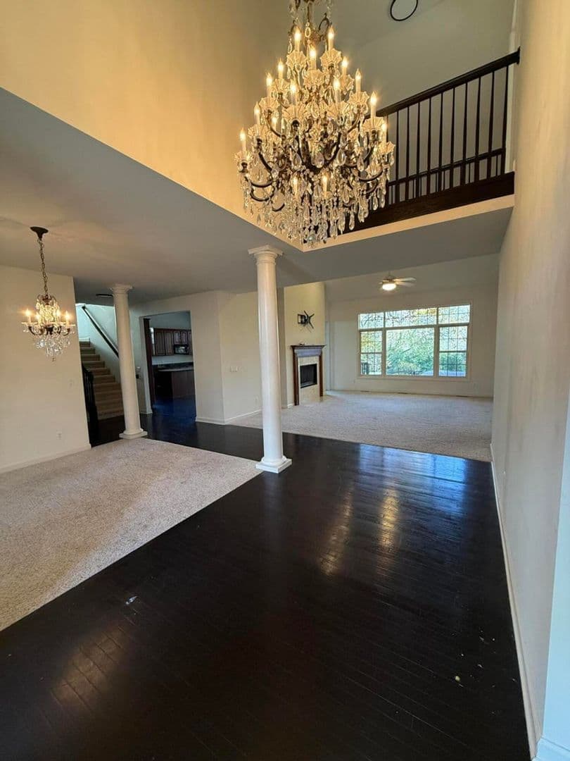 Northville House: 18145 Shoreline Ct