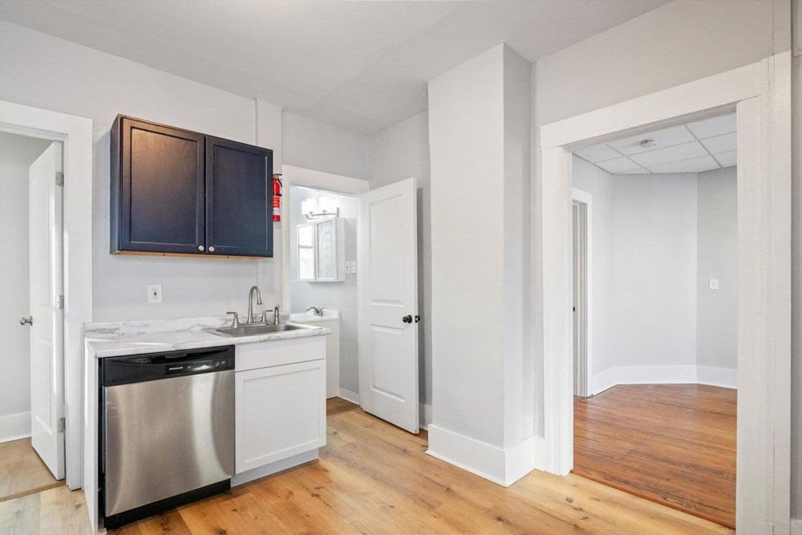Ypsilanti Apartment: 701 Washtenaw Rd