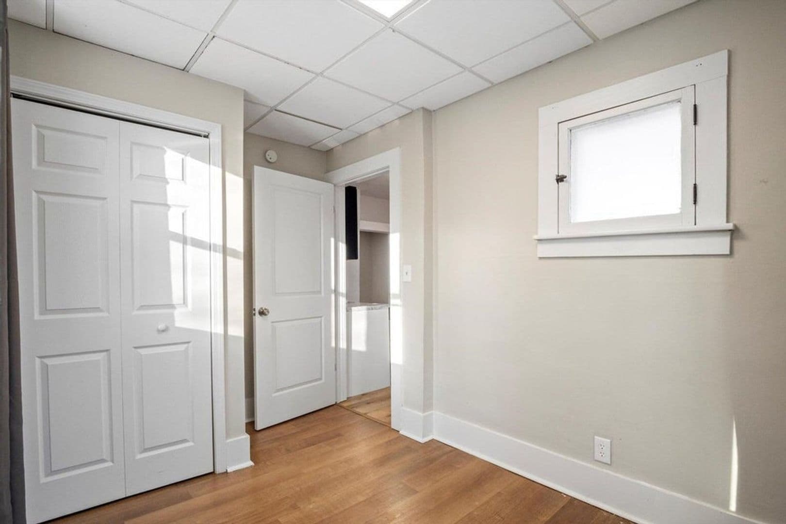 Ypsilanti Apartment: 701 Washtenaw Rd