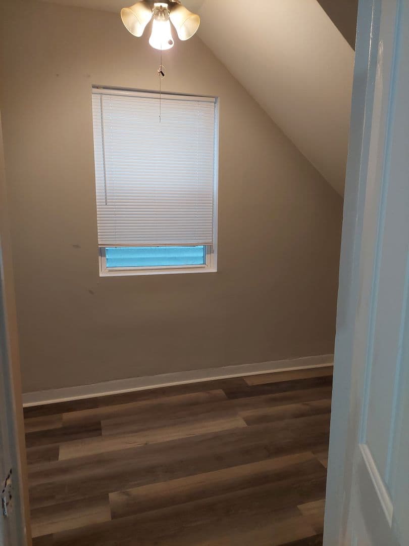 Chicago Apartment: 4446 S. Hermitage Ave