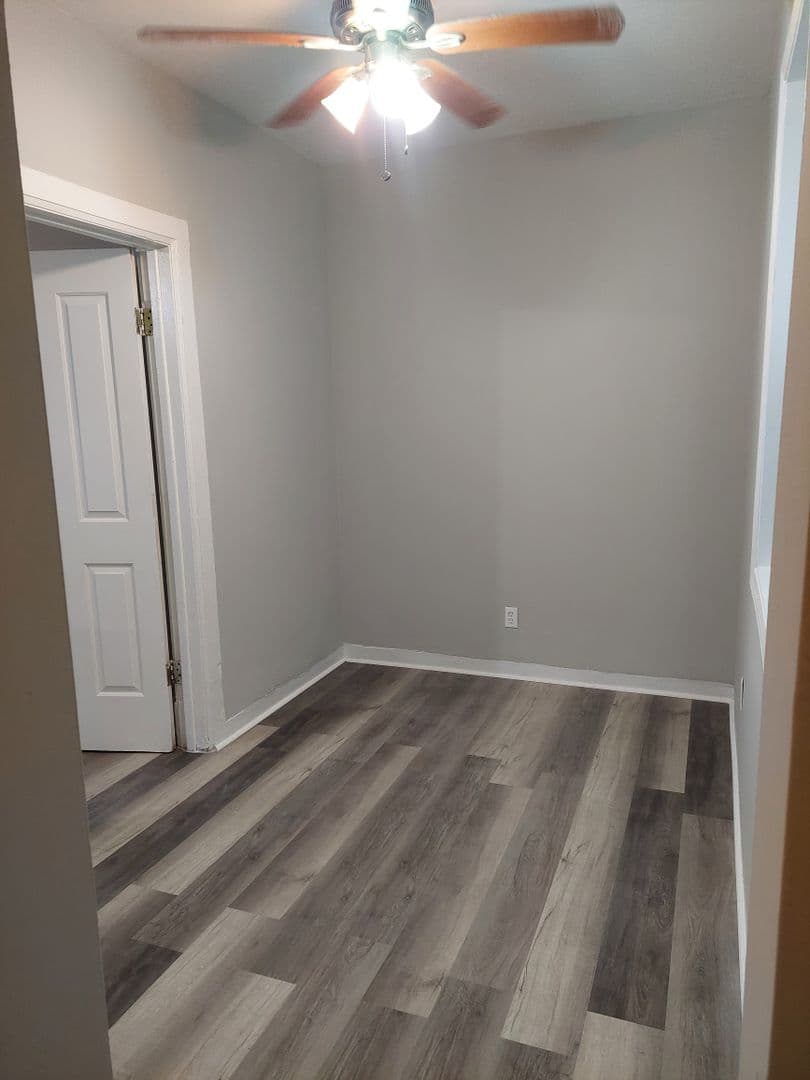 Chicago Apartment: 4446 S. Hermitage Ave