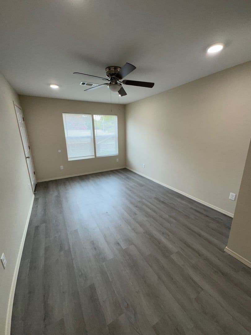 Malvern Apartment: 1224 School Street