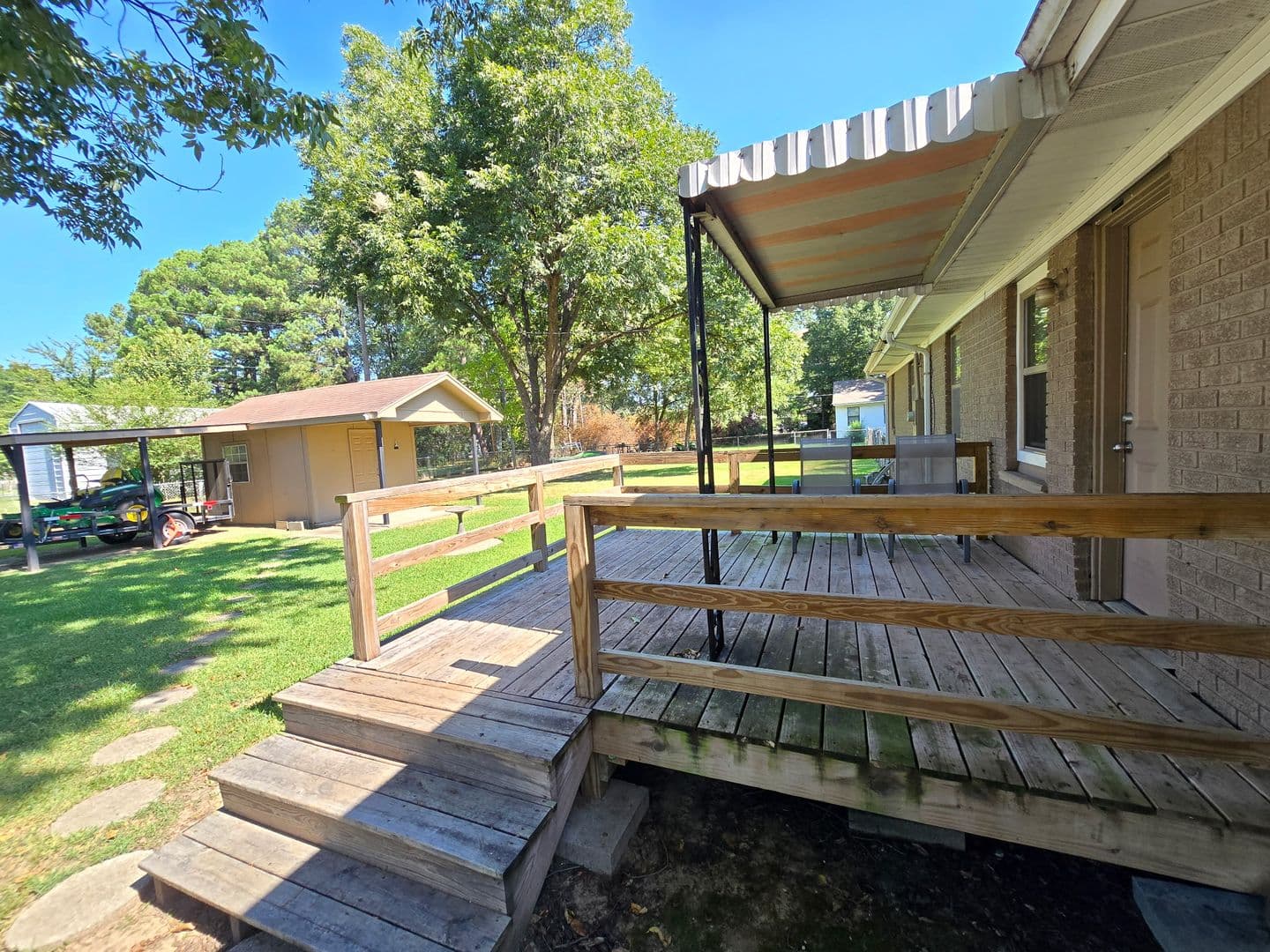 Cabot House: 302 N Lincoln ST