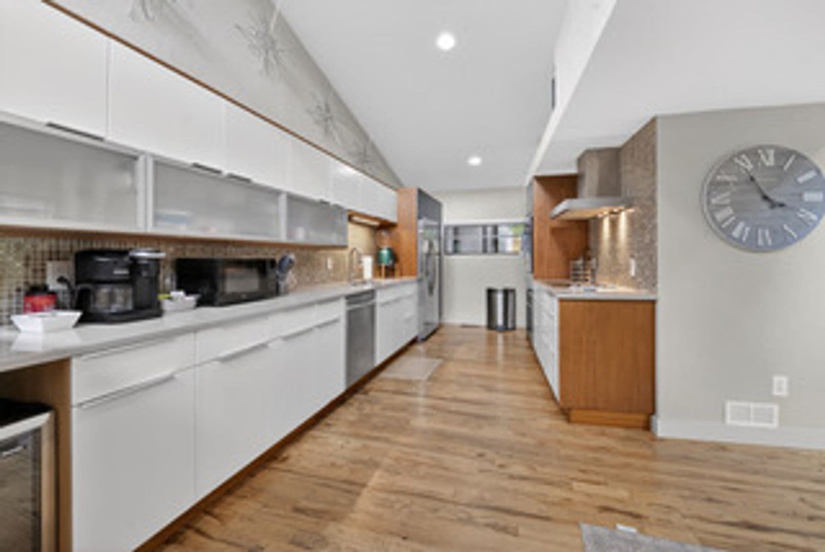 Hot Springs House: 331 Gold Nugget Loop