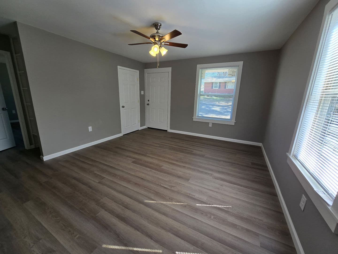 Benton Apartment: 39 Hiland Place