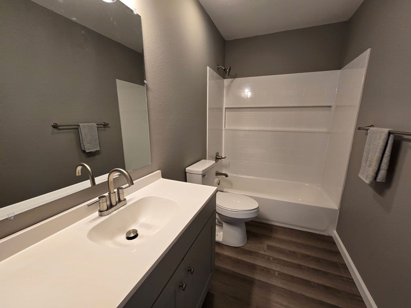 Benton Apartment: 39 Hiland Place