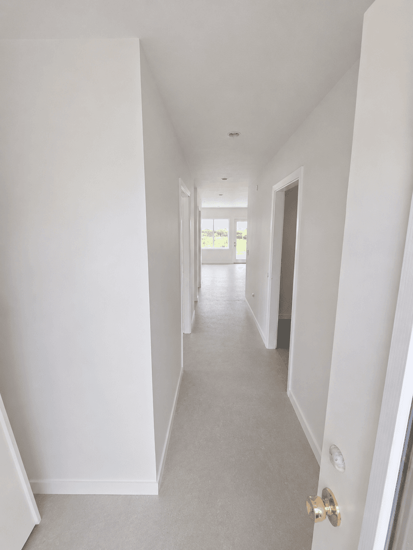 Papillion Apartment: 6950 Wren Ct