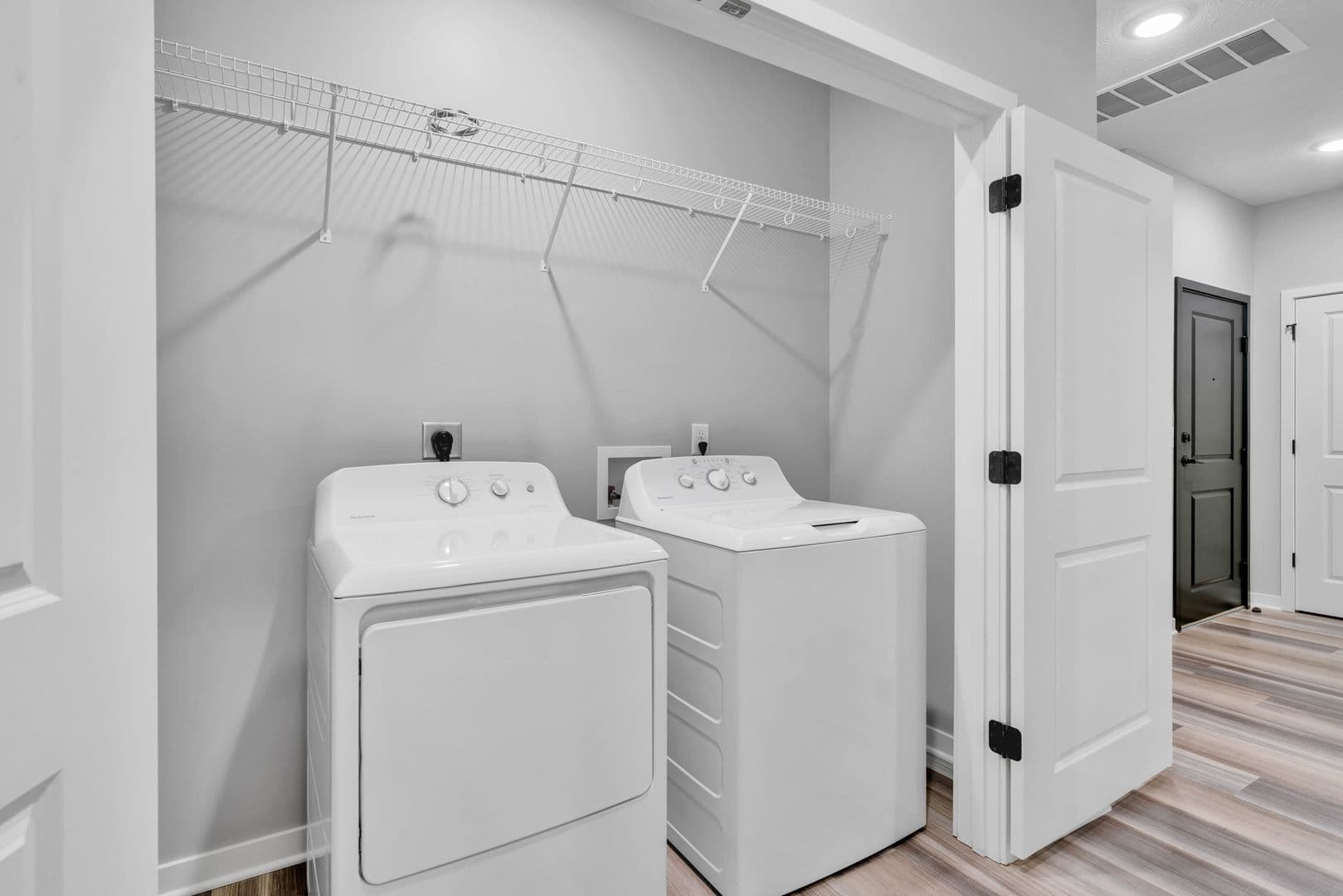 Fremont Apartment: 3680 Big Bluestem Road