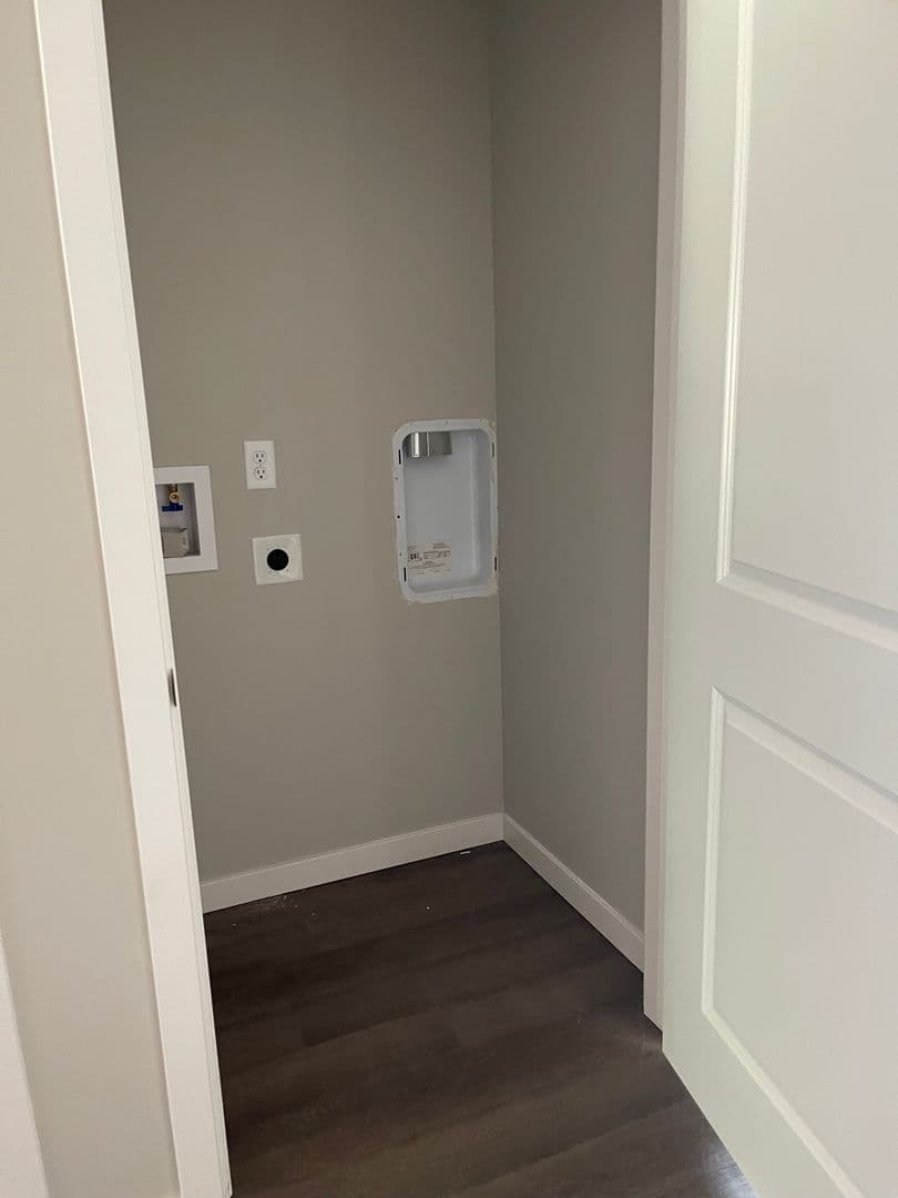 Fremont Apartment: 2550 N Nye Ave