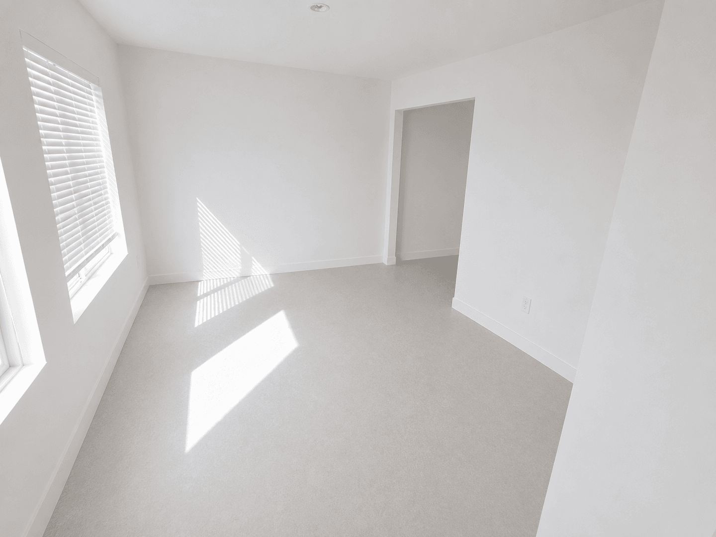 Papillion Apartment: 6950 Wren Ct