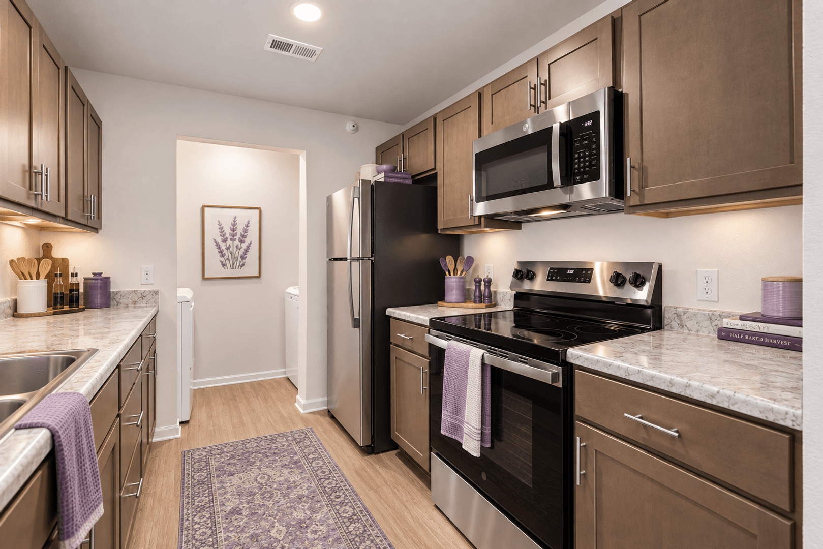 Lincoln Apartment: 1421 Hilltop Rd, 1501 Hilltop Rd, 1515 Hilltop Rd, 4800 N 15th St., 4801 N 15th St.