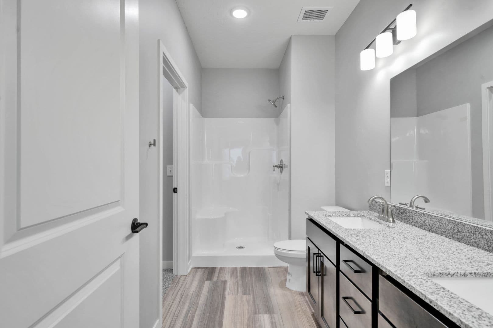 Fremont Apartment: 3680 Big Bluestem Road