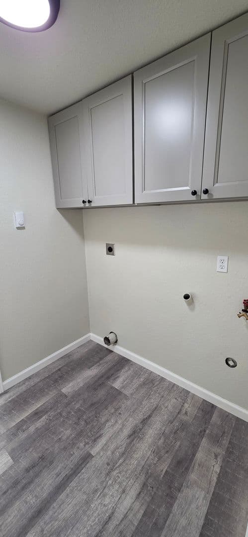 Eugene Townhome: 4557 Sean Street