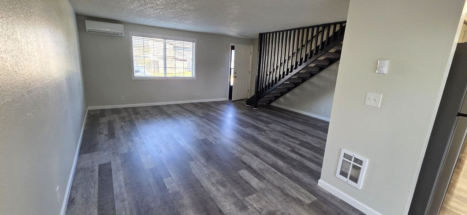 Eugene Townhome: 4557 Sean Street