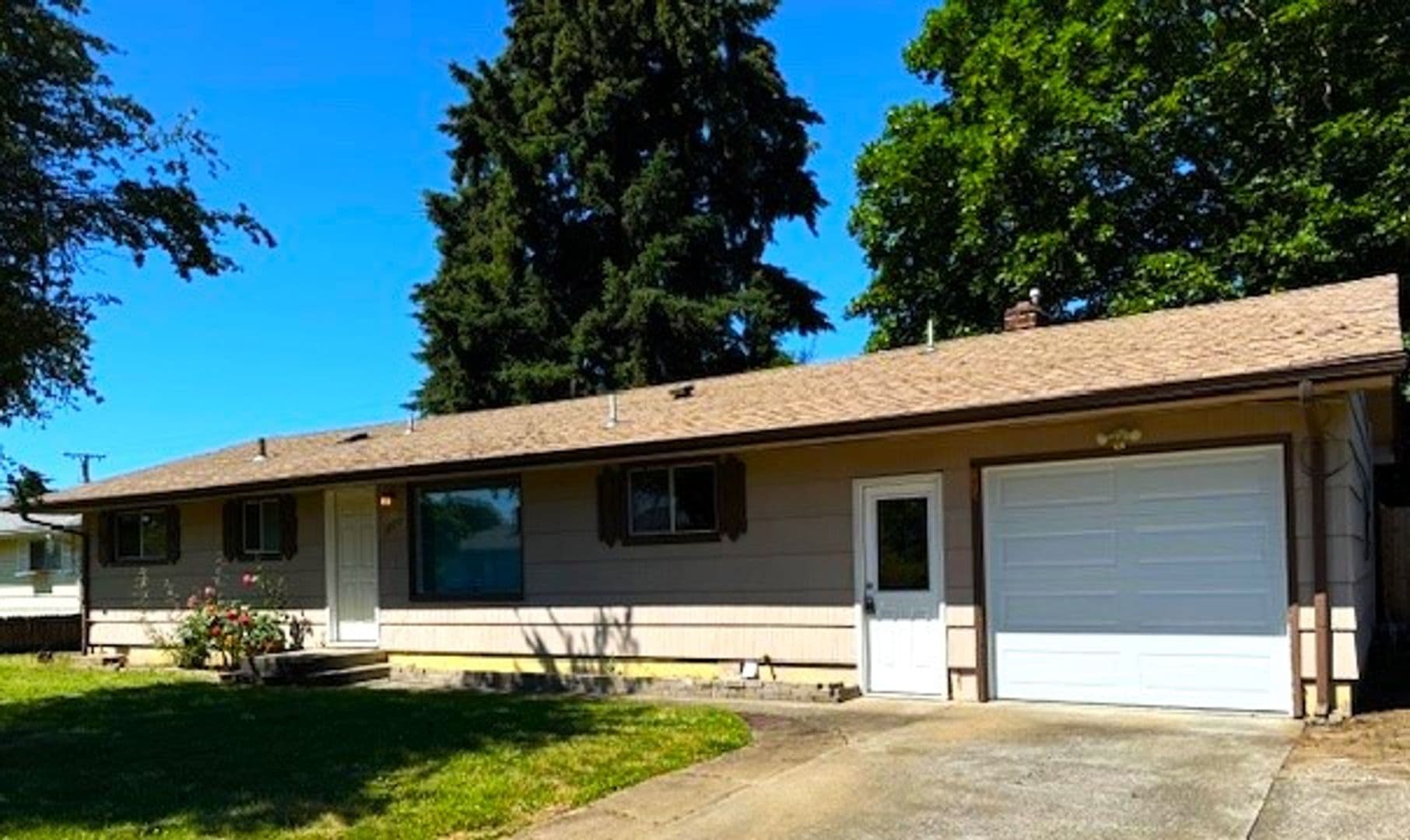 Eugene House: 1800 Linwood Street
