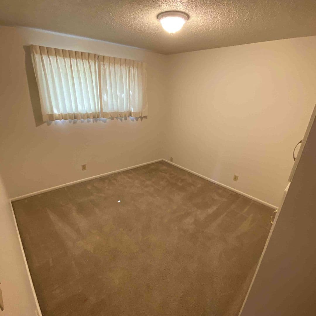 Corvallis Apartment: 804 NE 2nd Street