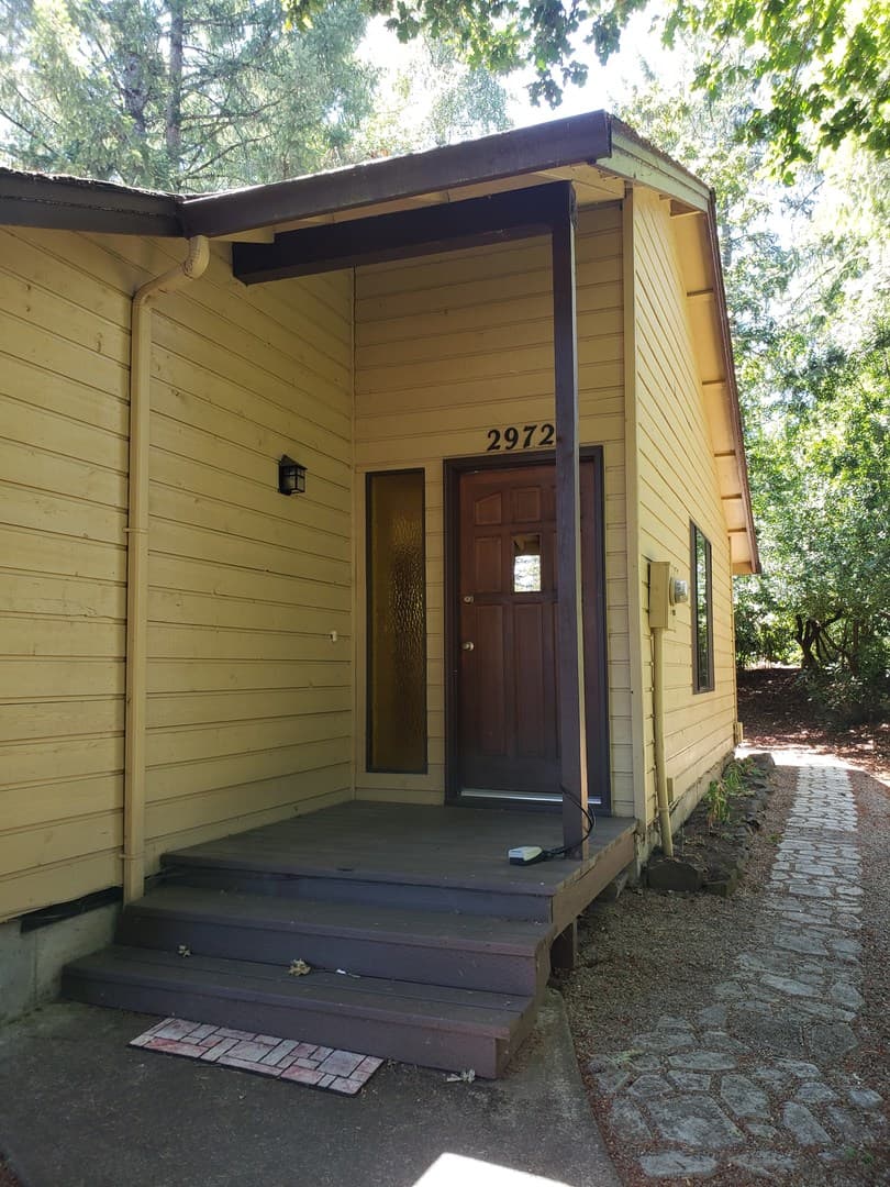 Eugene House: 2972 Riverview Street