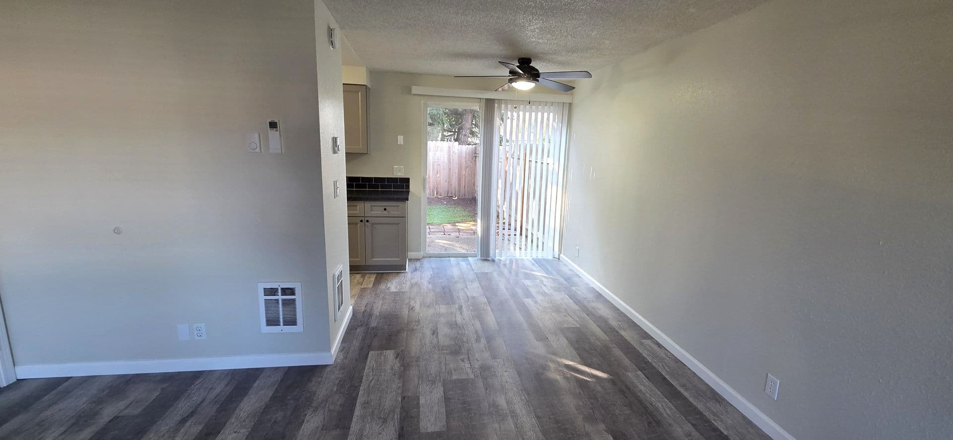 Eugene Townhome: 4557 Sean Street