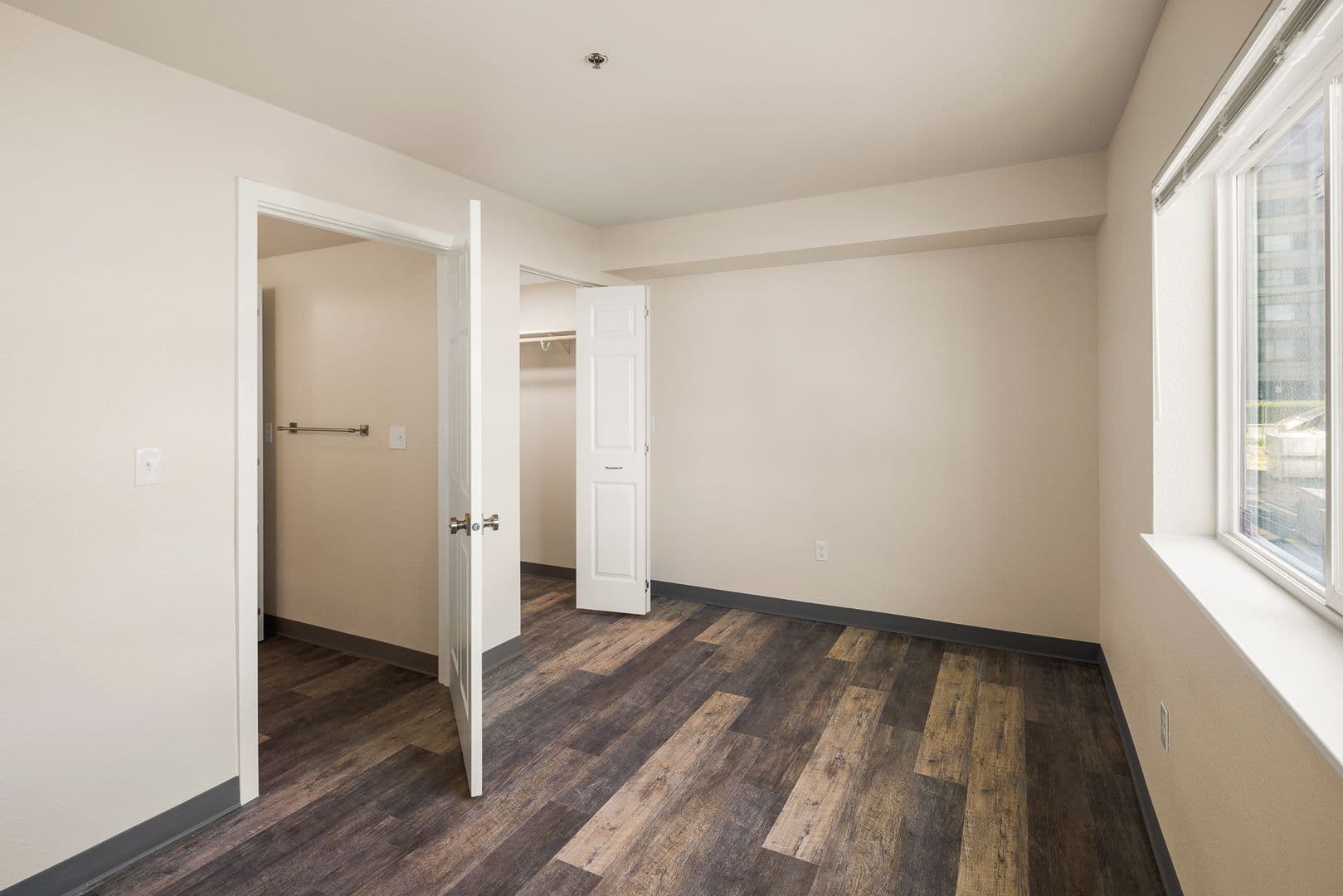 Eugene Apartment: 979 Patterson Street