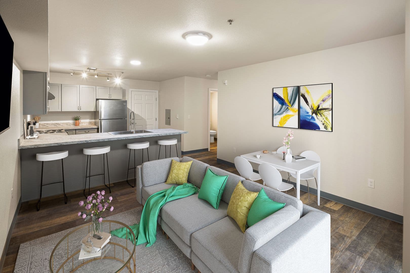 Eugene Apartment: 979 Patterson Street