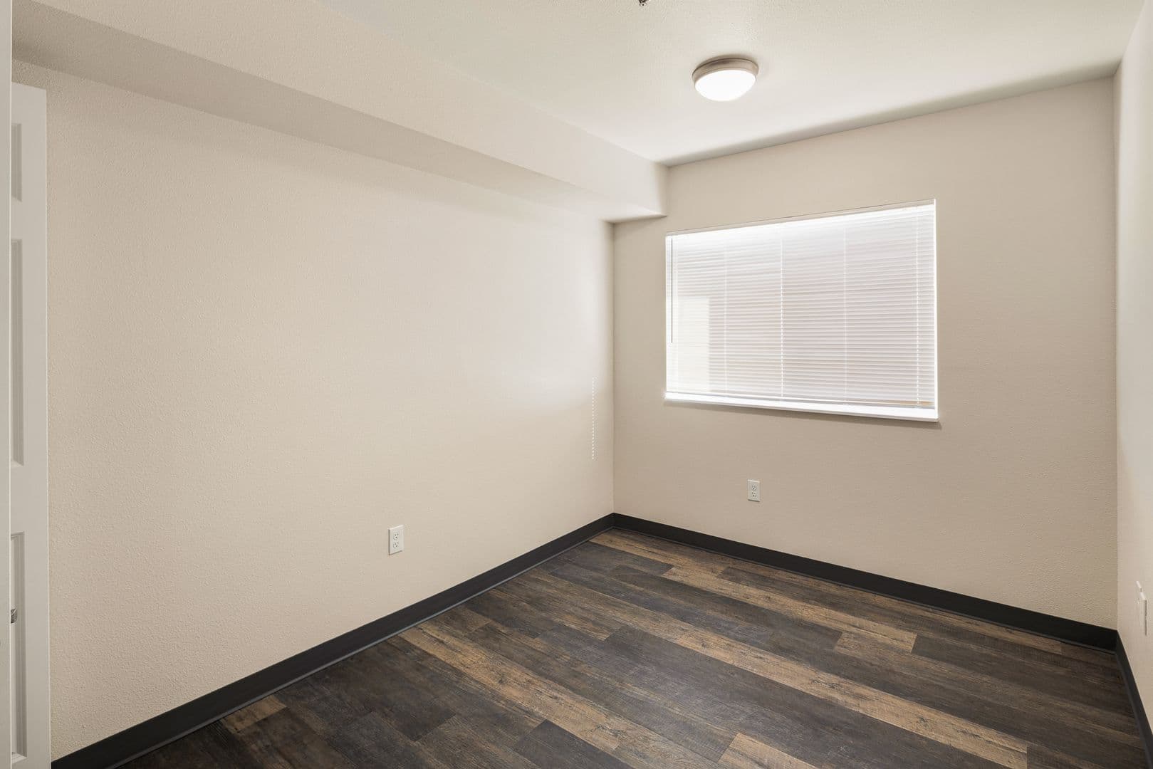 Eugene Apartment: 979 Patterson Street