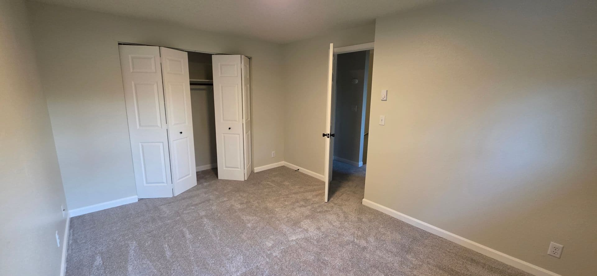 Eugene Townhome: 4557 Sean Street