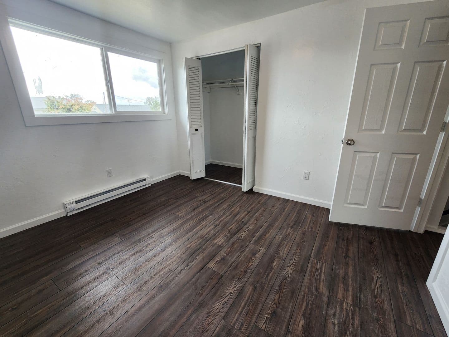 Monroe Apartment: 660 Kelly Street