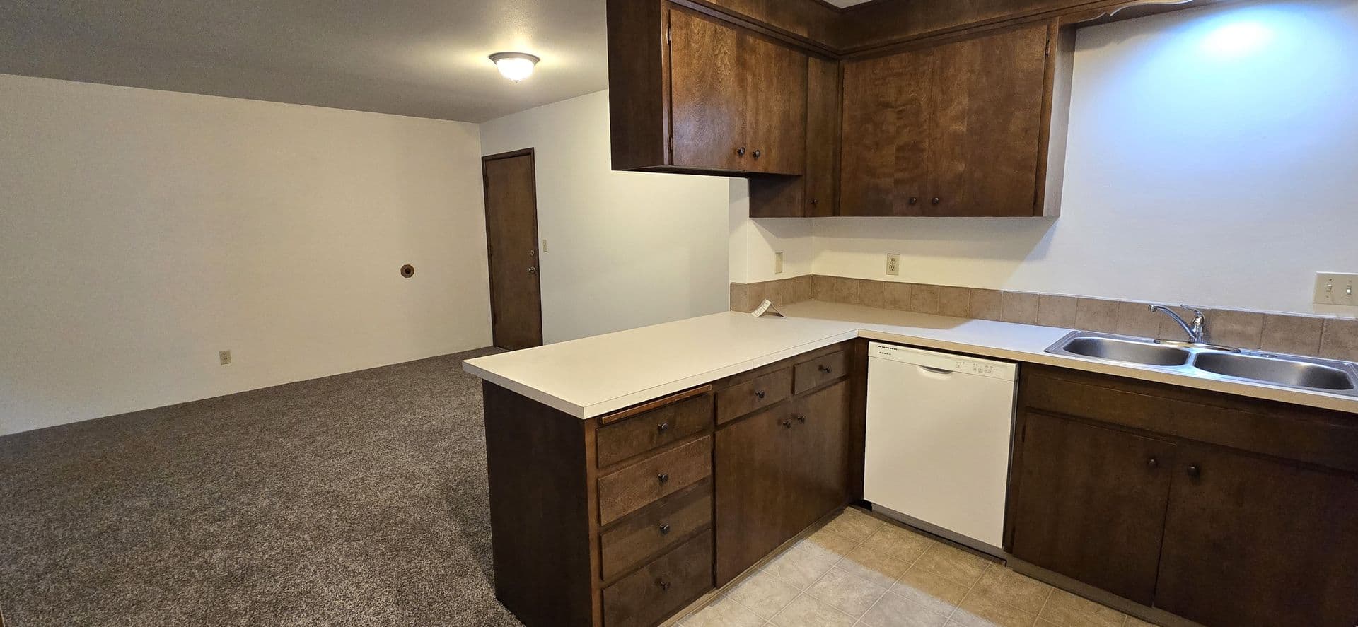Corvallis Apartment: 430 SW 7th Street #1-15