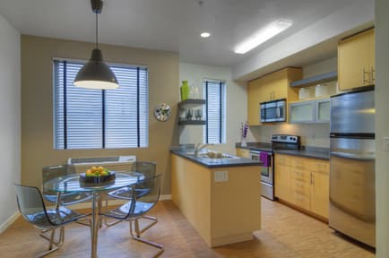 Eugene Apartment: 785 River Road