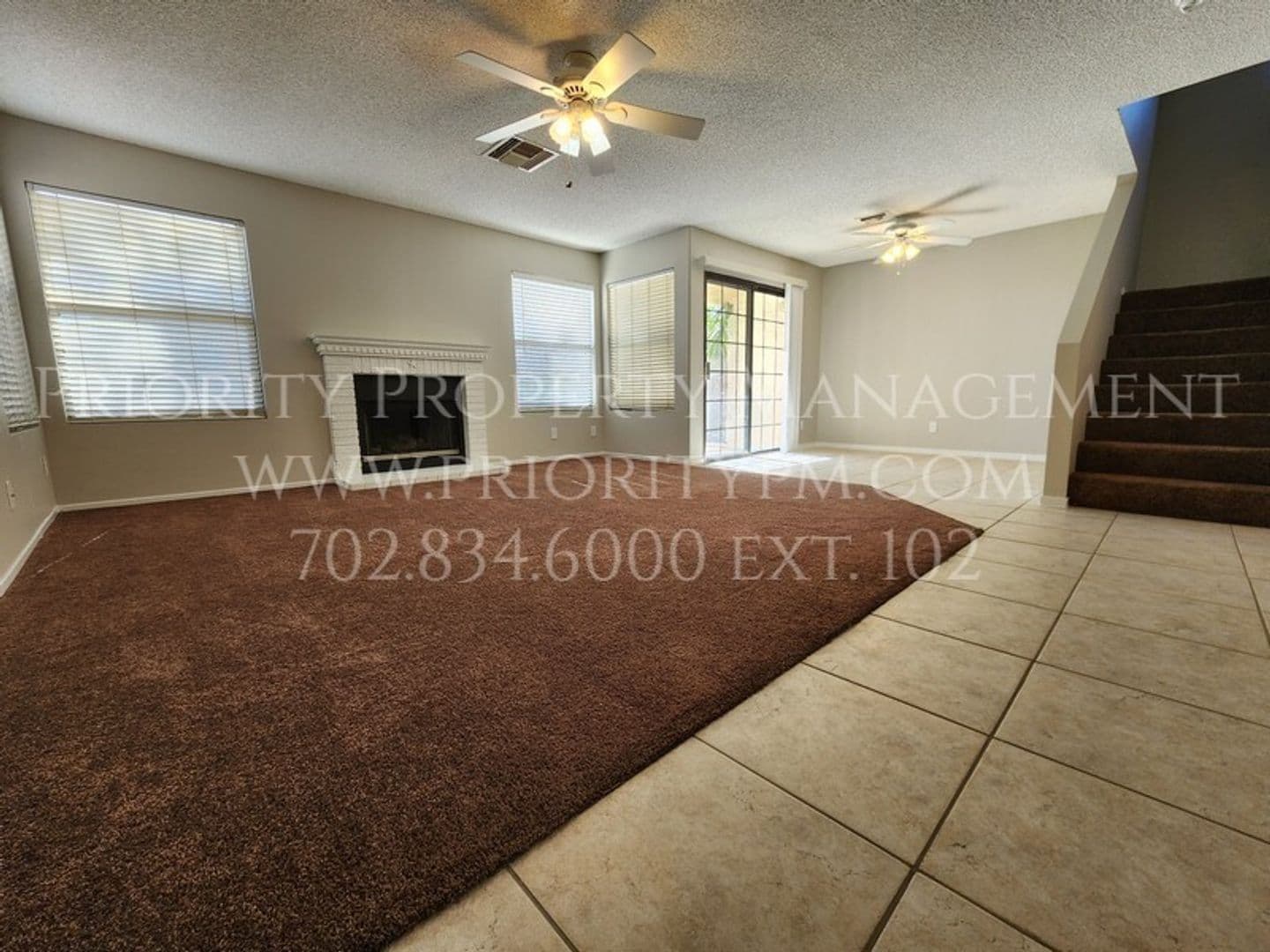 Henderson House: 2052 Waverly Circle