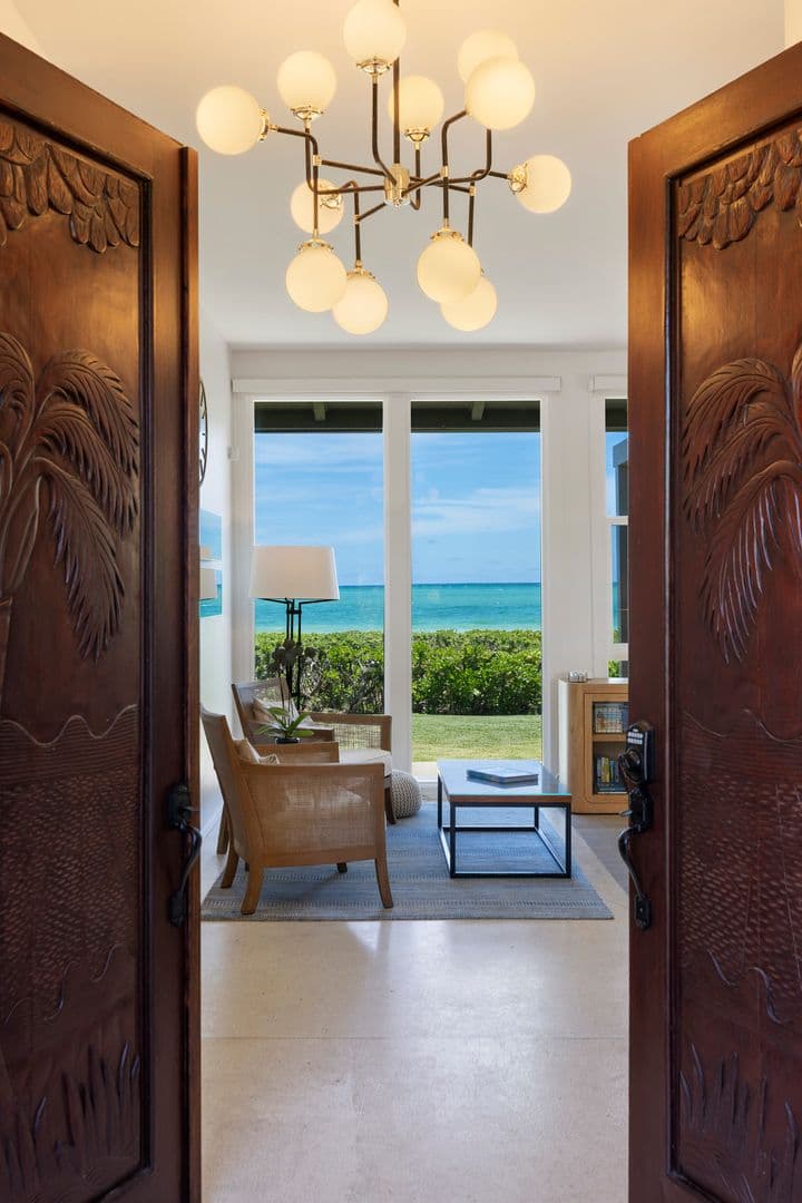 Kailua House: 11 Pueohala Pl